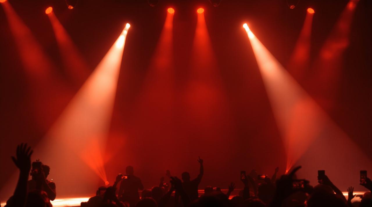 某顶流男星被曝私下性格与荧幕形象截然相反，多名工作人员联名发声